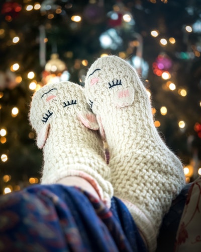 podzimní fotografické nápady pro instagram - pletené ponožky