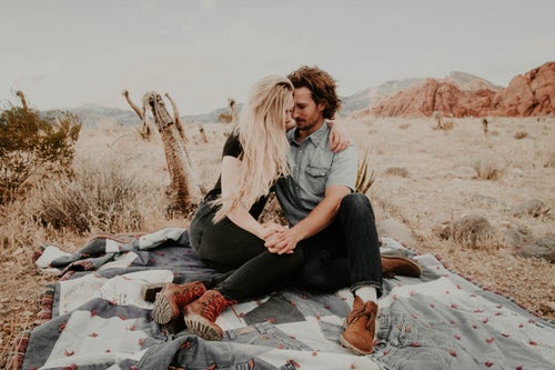 Podzimní fotografické nápady pro Instagram - piknik pro pár milenců